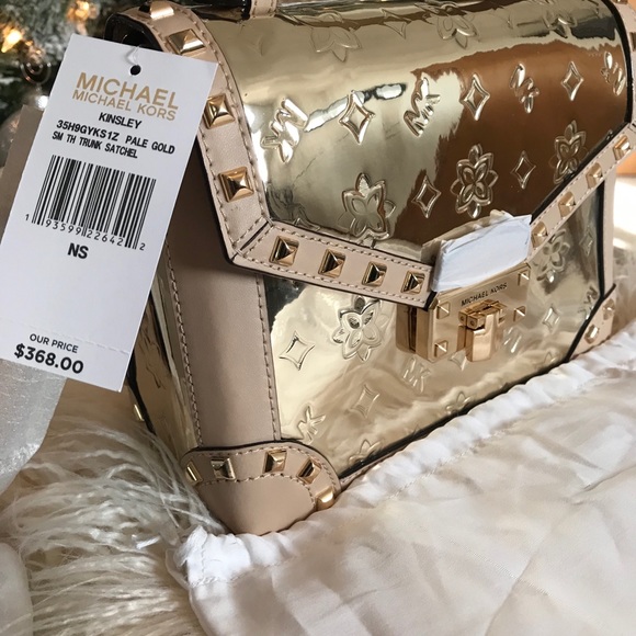 Michael Kors Purse - Picture 8 of 9